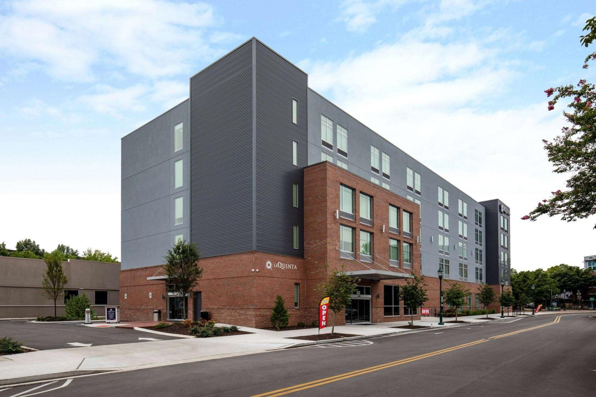 La Quinta Inn & Suites By Wyndham Chattanooga Downtown/South Ngoại thất bức ảnh